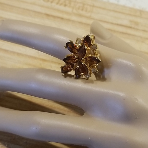 Avon Jewelry - Avon 1970s Cocktail Ring Size 7 Topaz